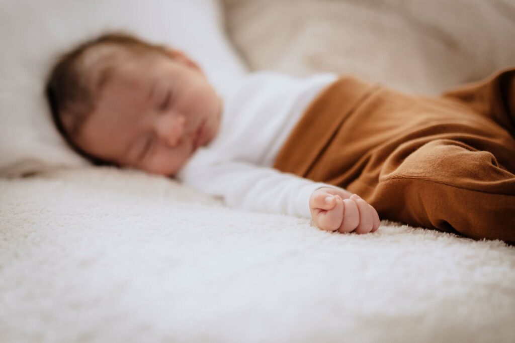 fotografie-nierobisch-babyshooting-neugeborenenshooting-babyfotos-reichenbachfils-plochingen-baltmannsweiler-goeppingen-ebersbach-schorndorf-uhingen-esslingen-reichenbach-weinstadt-winterbach-lorch-nuertingen-wernau