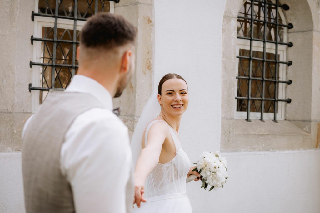 Hochzeitsbilder-hochzeitsfotos-fotos Standesamt-hochzeitsshooting-weddingshooting-esslingen-schorndorf-winterbach-weinstadt-baltmannsweiler-stuttgart