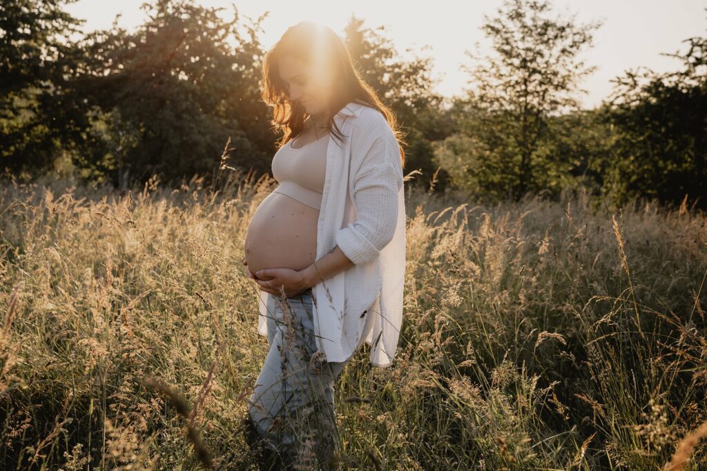 Babybauchfotos, babybauchshooting, Babybauchbilder, Schorndorf, Remstal, Schurwald, Baltmannsweiler, Hohengehren, Reichenbach Fils, Remshalden, Plochingen, Esslingen, Ebersbach Fils