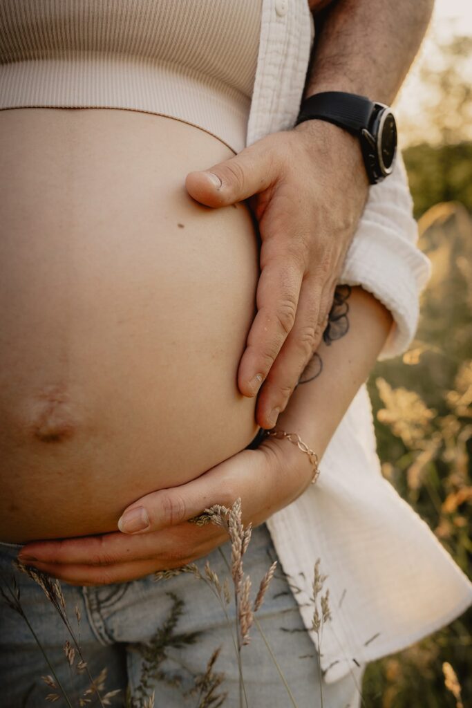 Babybauchfotos, babybauchshooting, Babybauchbilder, Schorndorf, Remstal, Schurwald, Baltmannsweiler, Hohengehren, Reichenbach Fils, Remshalden, Plochingen, Esslingen, Ebersbach Fils
