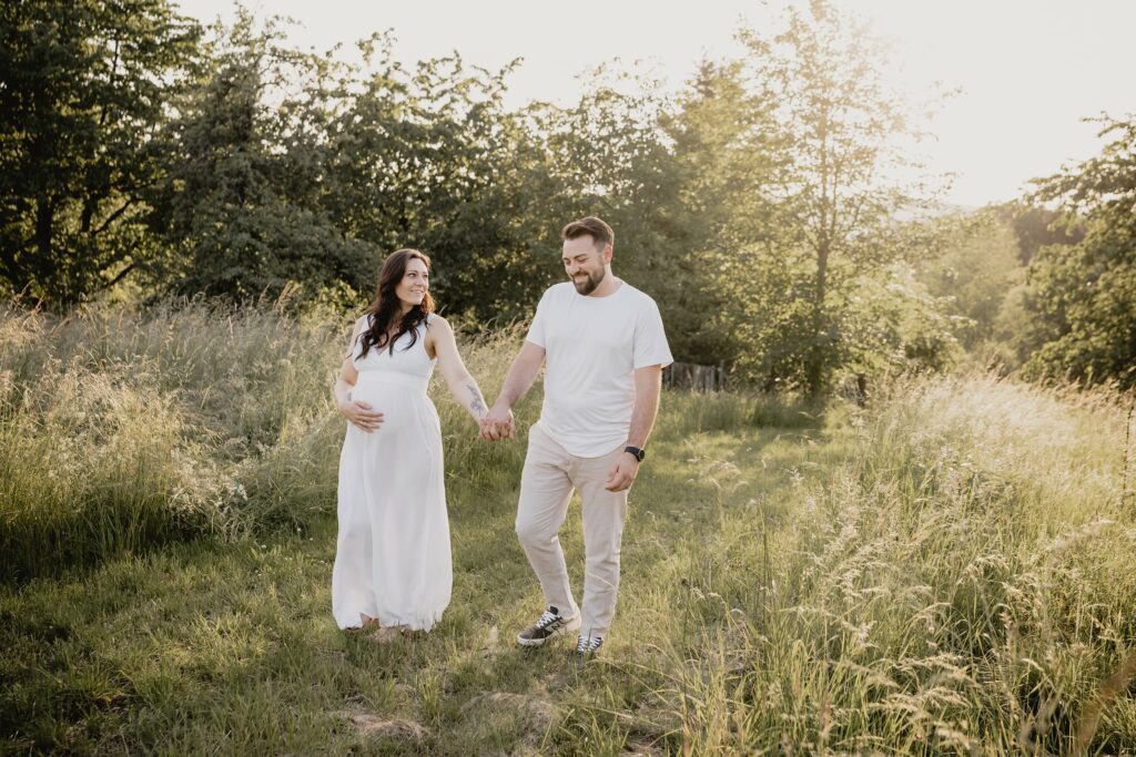 Babybauchfotos, babybauchshooting, Babybauchbilder, Schorndorf, Remstal, Schurwald, Baltmannsweiler, Hohengehren, Reichenbach Fils, Remshalden, Plochingen, Esslingen, Ebersbach Fils