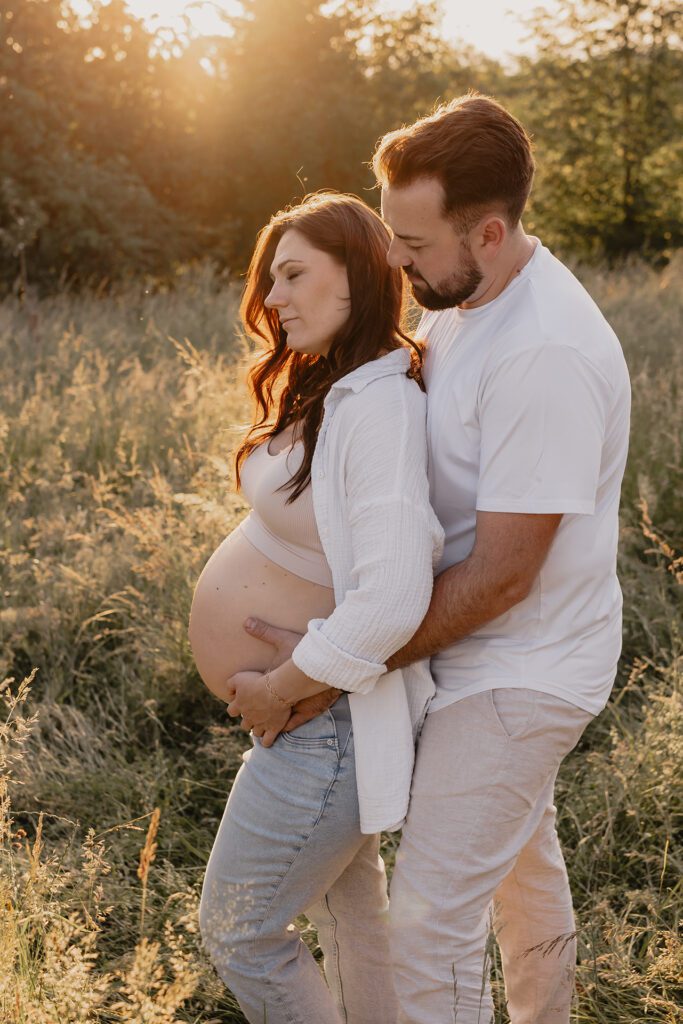 Babybauchfotos, babybauchshooting, Babybauchbilder, Schorndorf, Remstal, Schurwald, Baltmannsweiler, Hohengehren, Reichenbach Fils, Remshalden, Plochingen, Esslingen, Ebersbach Fils