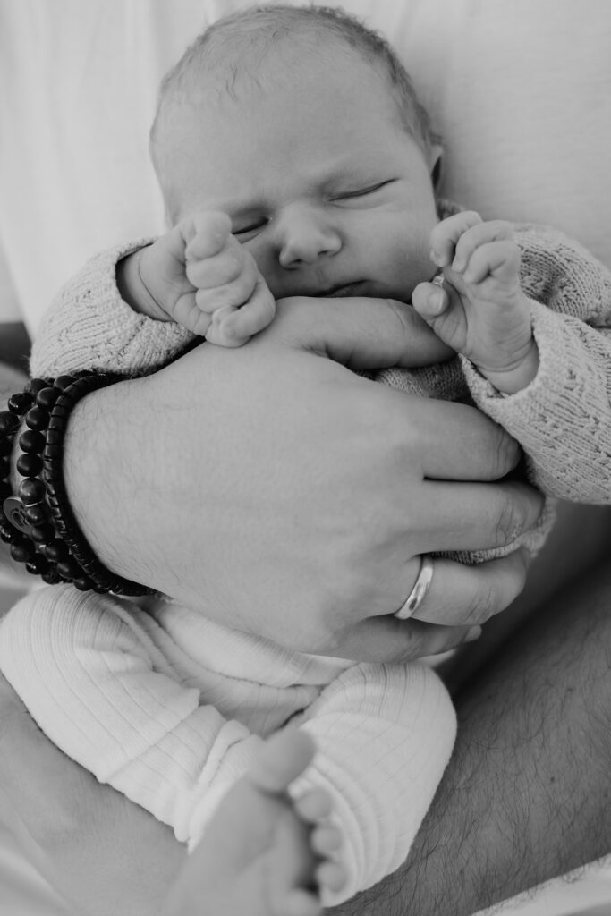 Neugeborenenfotografie, Newbornshooting, Babyshooting, Babyfotos, Baltmannsweiler, Schorndorf, Reichenbach Fils, Ebersbach Fils, Remstal, Schurwald, Nuertingen, Esslingen, Plochingen, natürliche Babyfotos