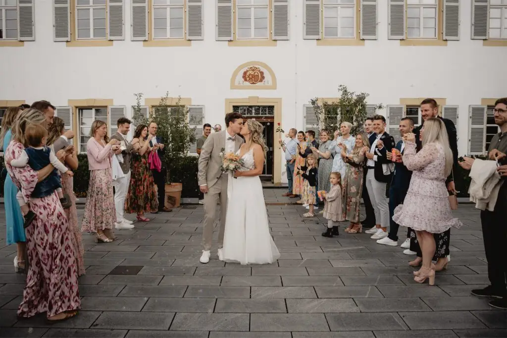 fotografie-nierobisch-hochzeitsfotograf-weddingshooting-hochzeit-fotos-schorndorf-remstal-baltmannsweiler-esslingen9