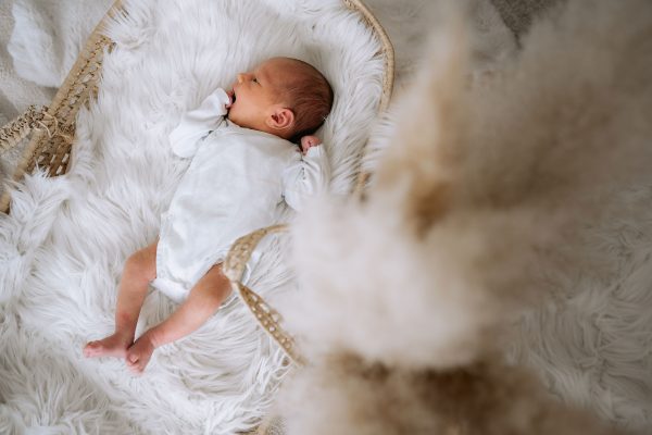 kirchheimteck-fotografie-nierobisch-plochingen-esslingen-schorndorf-weinstadt-winterbach-newbornshooting-neugeborenenshooting