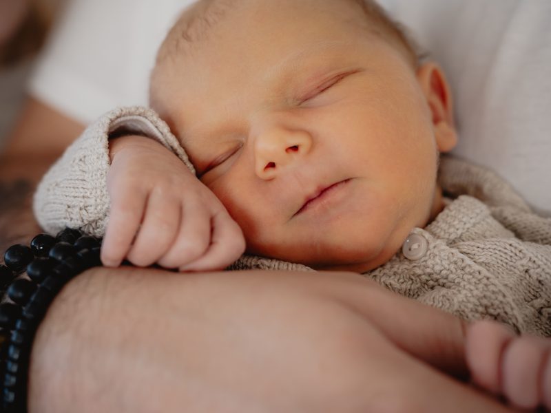 Neugeborenenfotografie, Newbornshooting, Babyshooting, Babyfotos, Baltmannsweiler, Schorndorf, Reichenbach Fils, Ebersbach Fils, Remstal, Schurwald, Nuertingen, Esslingen, Plochingen, natürliche Babyfotos